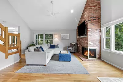 28 Carnation Cir #C, Reading, MA 01867 - Photo 3
