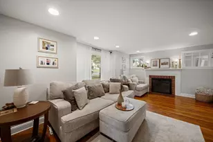 212 Emerson St, Springfield, MA 01118 - Photo 7