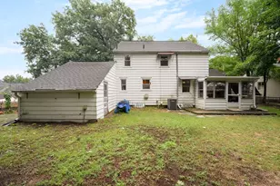212 Emerson St, Springfield, MA 01118 - Photo 35