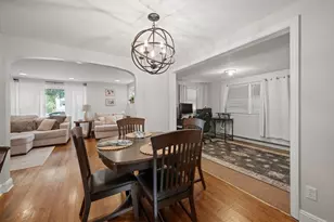 212 Emerson St, Springfield, MA 01118 - Photo 9