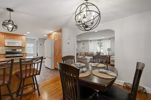 212 Emerson St, Springfield, MA 01118 - Photo 11