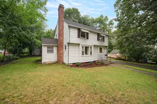 212 Emerson St, Springfield, MA 01118 - Photo 37