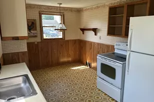 42 Clairmont Ave, Chicopee, MA 01013 - Photo 9