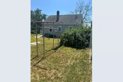 42 Clairmont Ave., Chicopee, MA 01013 - Photo 5