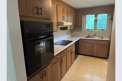 27 Brook St, Kingston, MA 02364 - Photo 13