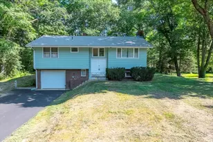 27 Brook St, Kingston, MA 02364 - Photo 1