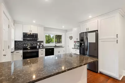 16 Elm St, Medford, MA 02155 - Photo 13