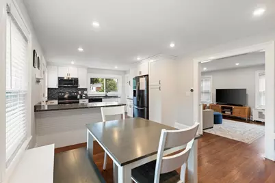 16 Elm St, Medford, MA 02155 - Photo 11