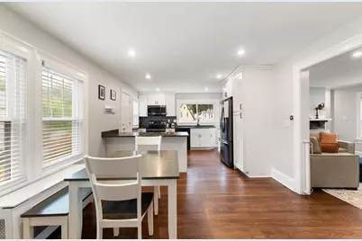 16 Elm St, Medford, MA 02155 - Photo 9