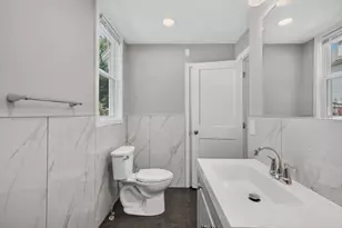 311 Central St, Saugus, MA 01906 - Photo 11