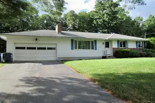 1117 Overlook Dr, Palmer, MA 01069 - Photo 1