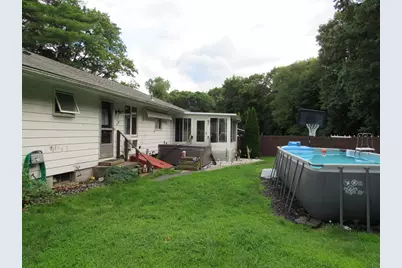 1117 Overlook Dr, Palmer, MA 01069 - Photo 3