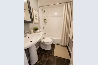 61 Phillips St #3, Boston, MA 02114 - Photo 7