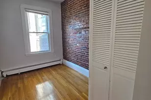 61 Phillips St, Boston, MA 02114 - Photo 9