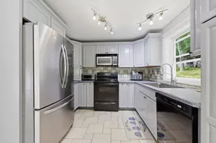 70 High St, Monson, MA 01057 - Photo 9