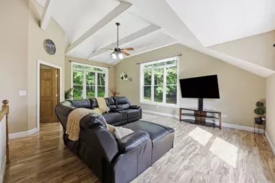 70 High St, Monson, MA 01057 - Photo 5
