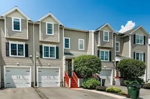 40 Winchester Ln, Fall River, MA 02721 - Photo 1