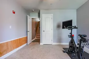 40 Winchester Ln, Fall River, MA 02721 - Photo 19