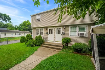 46-48 Fenwick St, Springfield, MA 01109 - Photo 3
