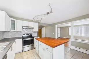 541 Woodman St, Fall River, MA 02724 - Photo 13