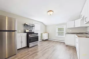 541 Woodman St, Fall River, MA 02724 - Photo 25