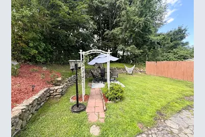 349 Parker St, Gardner, MA 01440 - Photo 23