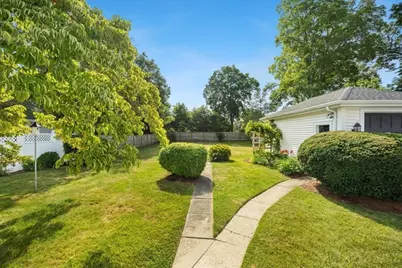 122 Davenport Street, Taunton, MA 02780 - Photo 5