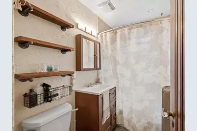37 Davis St #37, Quincy, MA 02170 - Photo 17