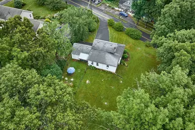 80 Jackson St, Belchertown, MA 01007 - Photo 29