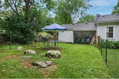 80 Jackson St, Belchertown, MA 01007 - Photo 23