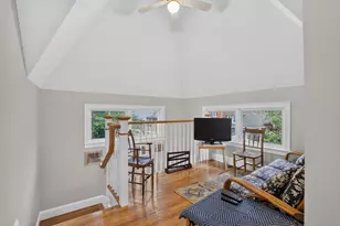 33 Sedgwick St, Boston, MA 02130 - Photo 17