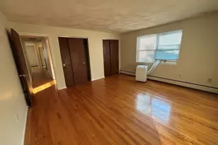 2 Bryon Rd, Newton, MA 02467 - Photo 9