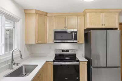 17 Everett St Extension, Fitchburg, MA 01420 - Photo 7
