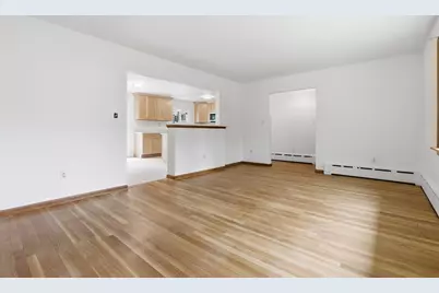 17 Everett St Extension, Fitchburg, MA 01420 - Photo 5