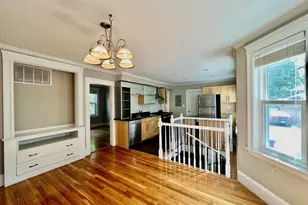 18 Rice St, Cambridge, MA 02140 - Photo 3