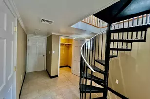 18 Rice St, Cambridge, MA 02140 - Photo 13