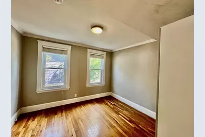 18 Rice Street #1, Cambridge, MA 02140 - Photo 5