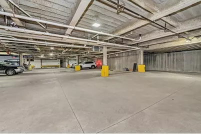 24 Bay State Rd #5, Cambridge, MA 02138 - Photo 21