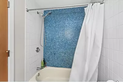 24 Bay State Rd #5, Cambridge, MA 02138 - Photo 19