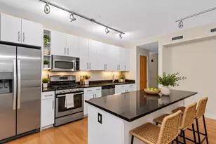 24 Bay State Rd, Cambridge, MA 02138 - Photo 3