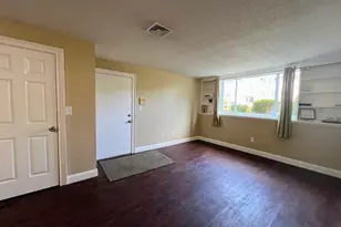 5455 N Main St, Fall River, MA 02720 - Photo 7