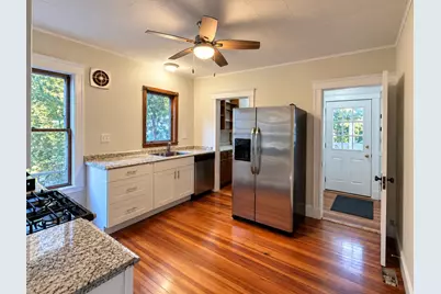20 Parker St #1, Watertown, MA 02472 - Photo 5
