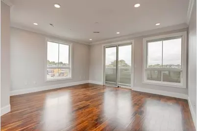 87 Medford #301, Medford, MA 02155 - Photo 7