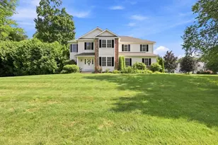 32 Waterford Dr, Westfield, MA 01085 - Photo 1
