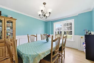32 Waterford Dr, Westfield, MA 01085 - Photo 5