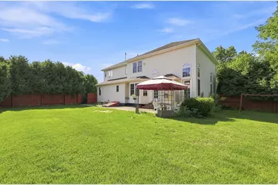 32 Waterford Dr, Westfield, MA 01085 - Photo 35