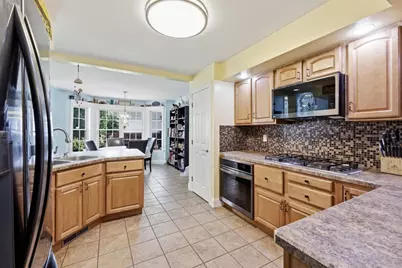 32 Waterford Dr, Westfield, MA 01085 - Photo 11