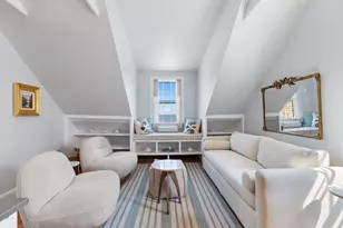 3 Circle St, Marblehead, MA 01945 - Photo 5