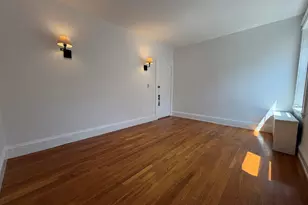 7 Grove St, Boston, MA 02114 - Photo 3