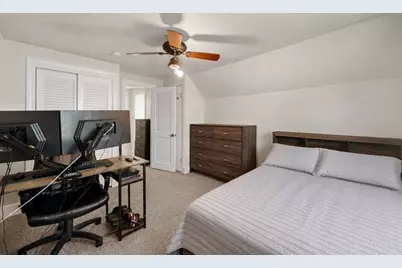 18 Tyler St, Boston, MA 02136 - Photo 15
